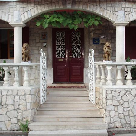 Apartments And Rooms Deskovic Moscenicka Draga Exterior photo
