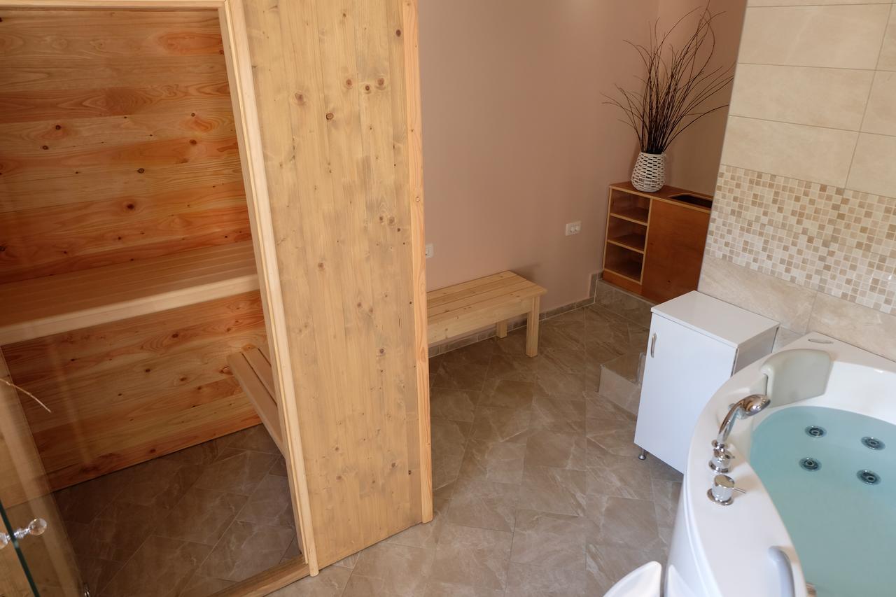 Apartments And Rooms Deskovic Moscenicka Draga Exterior photo